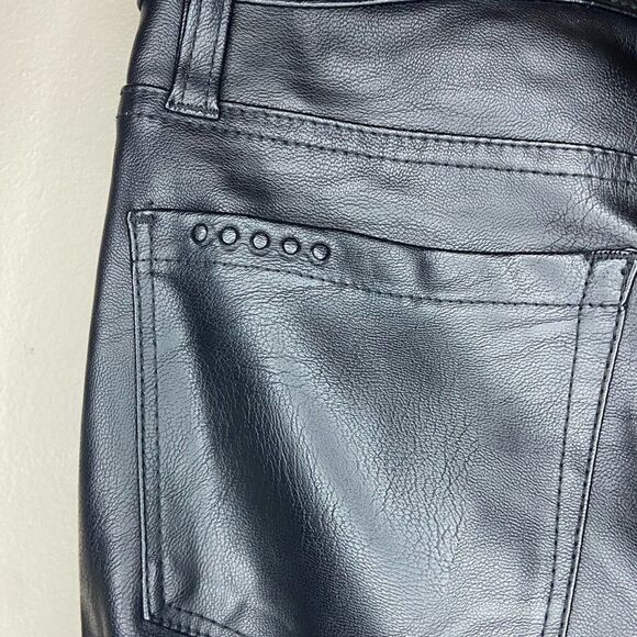 Blank NYC Black Faux Leather Low-Rise Skinny-Leg Pants Size 26 - Picture 6 of 8